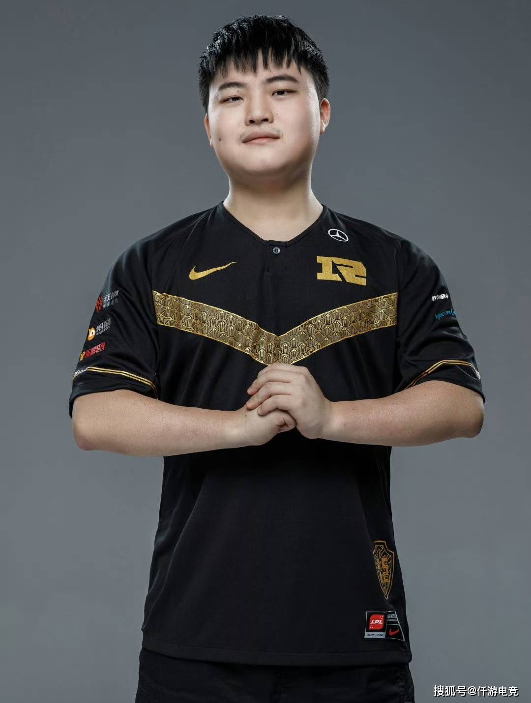 九游游戏网-Uzi新星重返赛场表现突出，RNG前途光明！的简单介绍